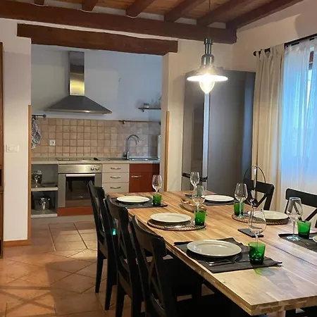 Leonore Mit Beheizbarem Pool Dom wakacyjny Poreč