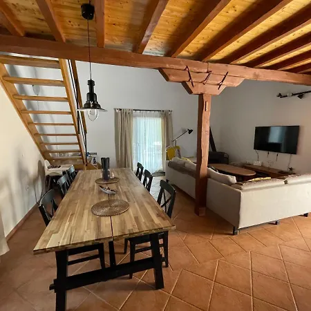 Leonore Mit Beheizbarem Pool פורץ