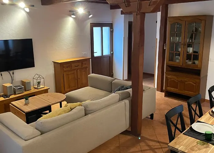 Vikendica Leonore Mit Beheizbarem Pool